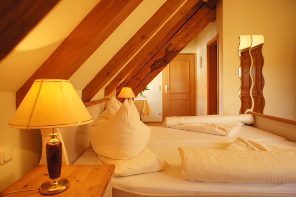 Hotel Zur Post Herrsching am Ammersee Room photo